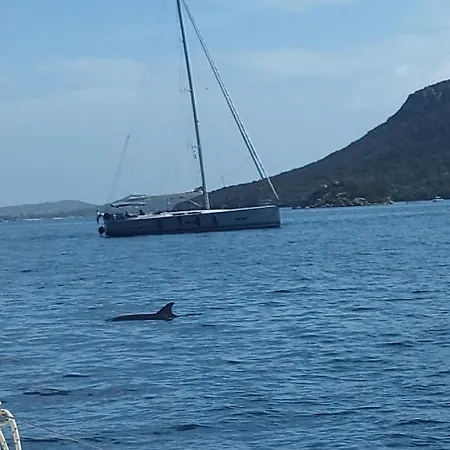 Seuls A Bord Dans Le Golfe Atypique ספינת מלון